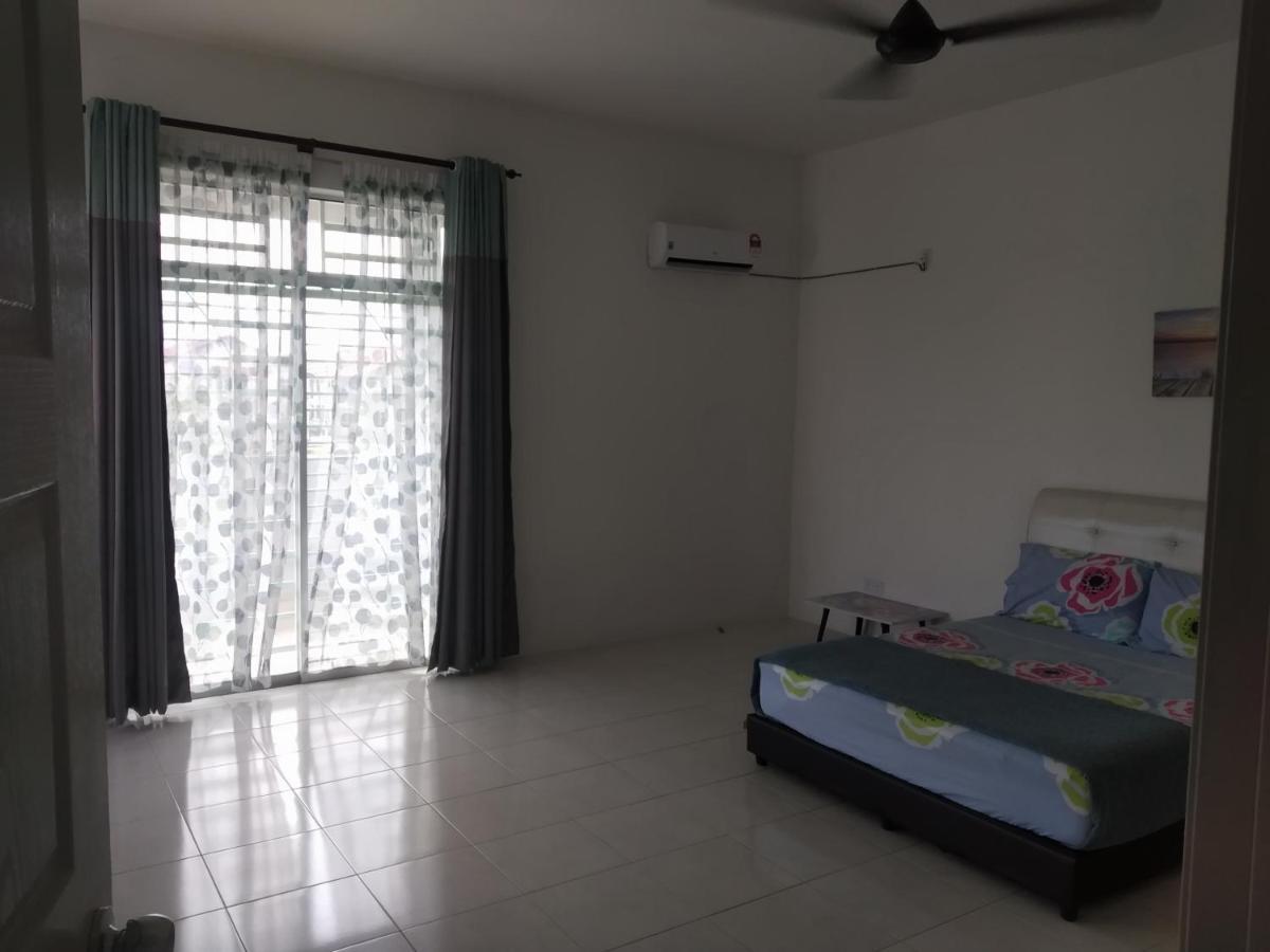 Fathullah'S Homestay อลอร์สตาร์ ภายนอก รูปภาพ